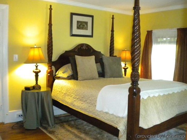 The Thistle Inn Boothbay Harbor Exterior photo